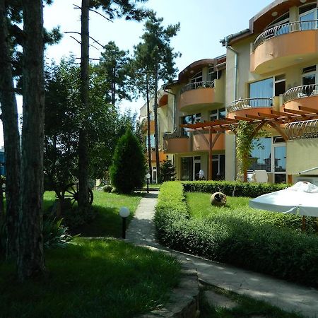 Family Hotel Privileg Slântsjev Brjag Eksteriør bilde