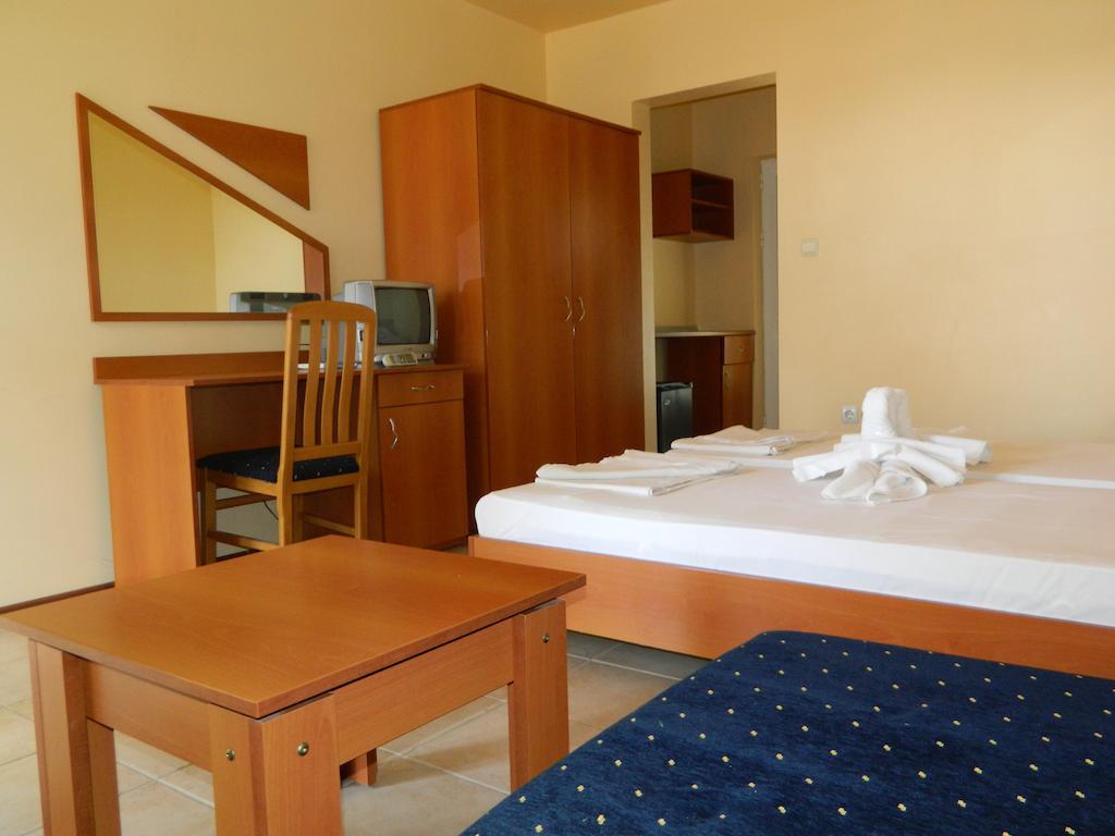 Family Hotel Privileg Slântsjev Brjag Rom bilde